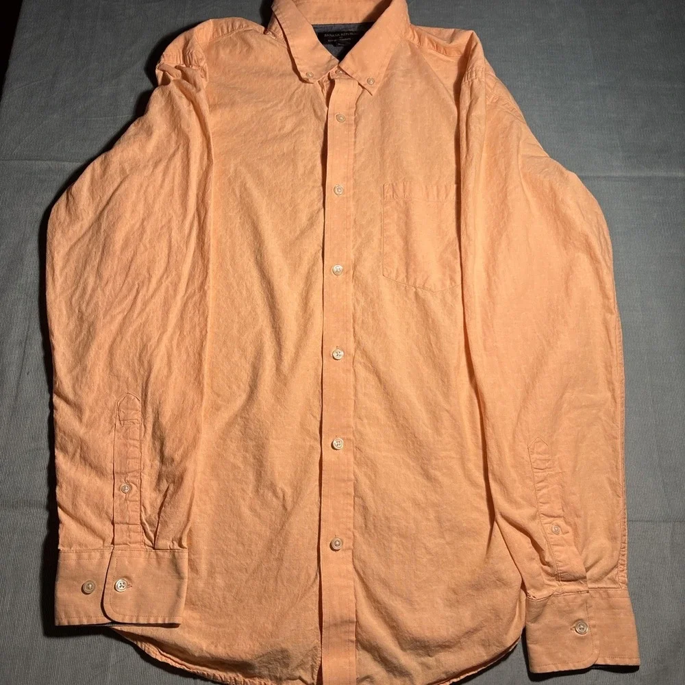 Banana Republic Mens Soft Wash Standard Fit Shirt Peach Orange Micro Dot Large